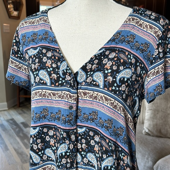Boho paisley flowy button down vneck dress - Picture 3 of 6